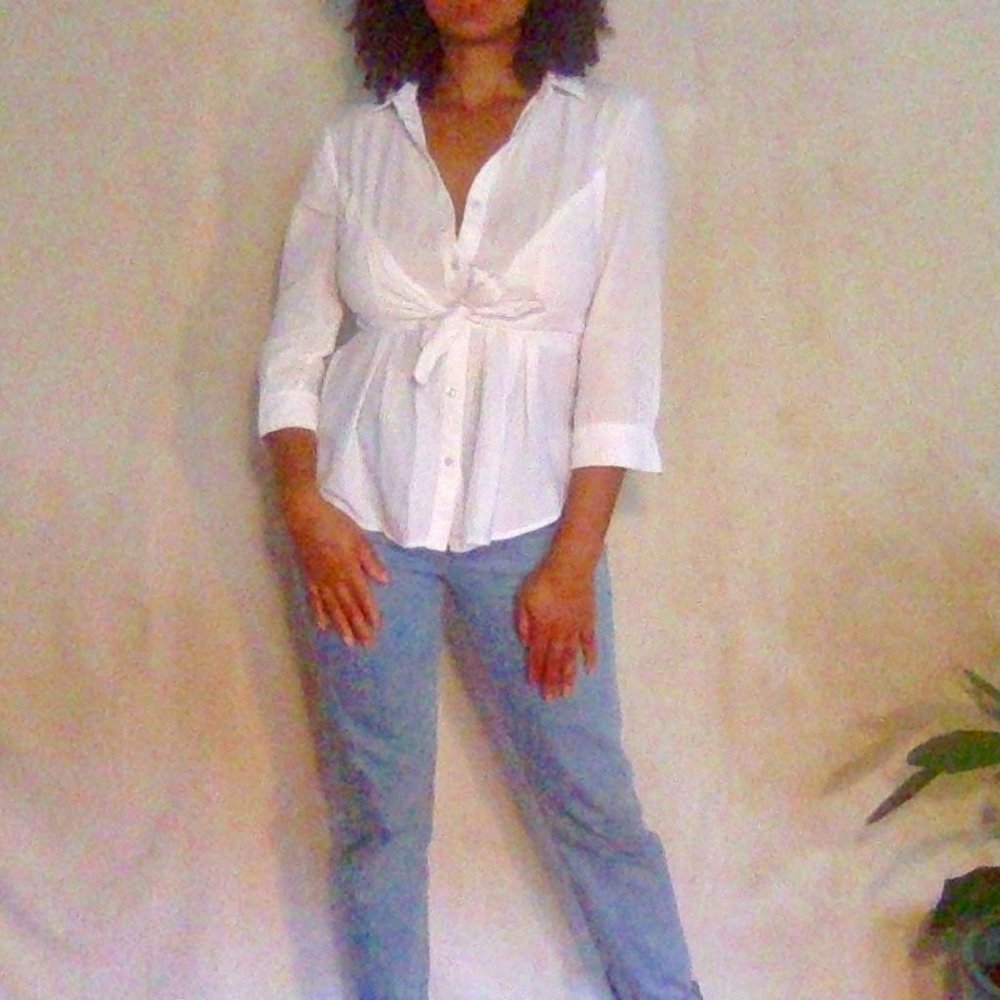 Anthropologie cotton tie front button down shirt